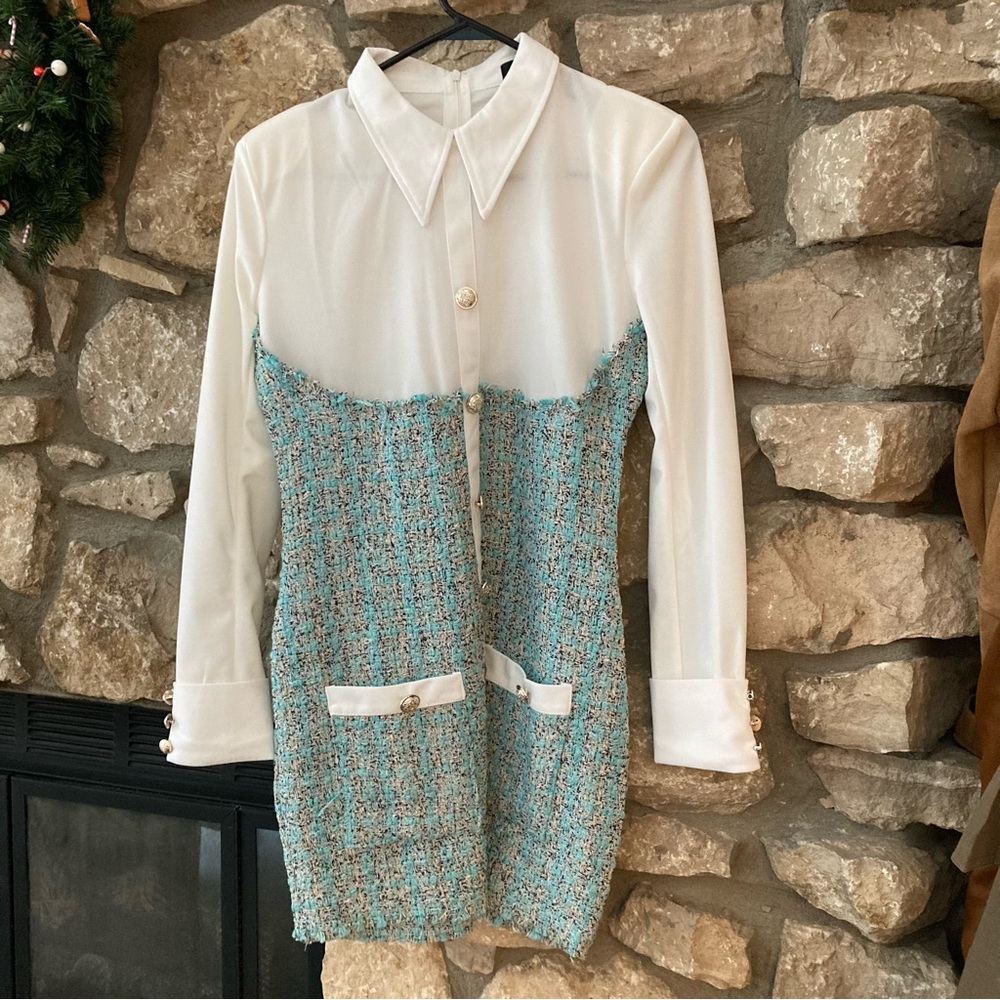 NWOT Chicme long sleeve button turquoise dress